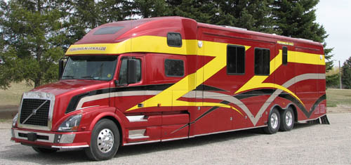 Luxury Motor Coach - New Quad Slide For 2007 With 400 Square Feet Of Luxury